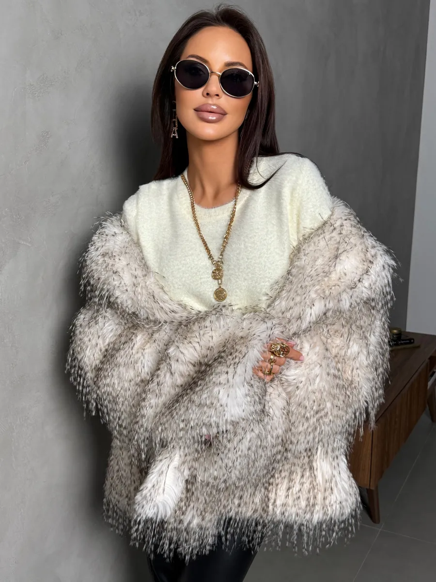 Белая шуба искусственная зимняя короткая