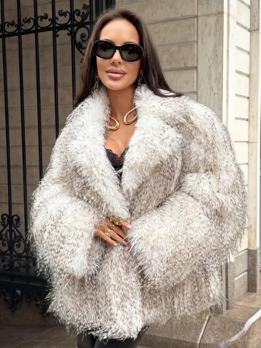 Белая шуба искусственная зимняя короткая