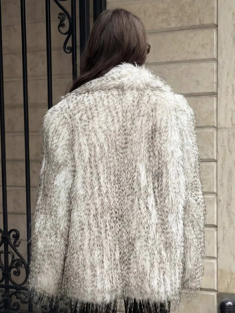 Белая шуба искусственная зимняя короткая