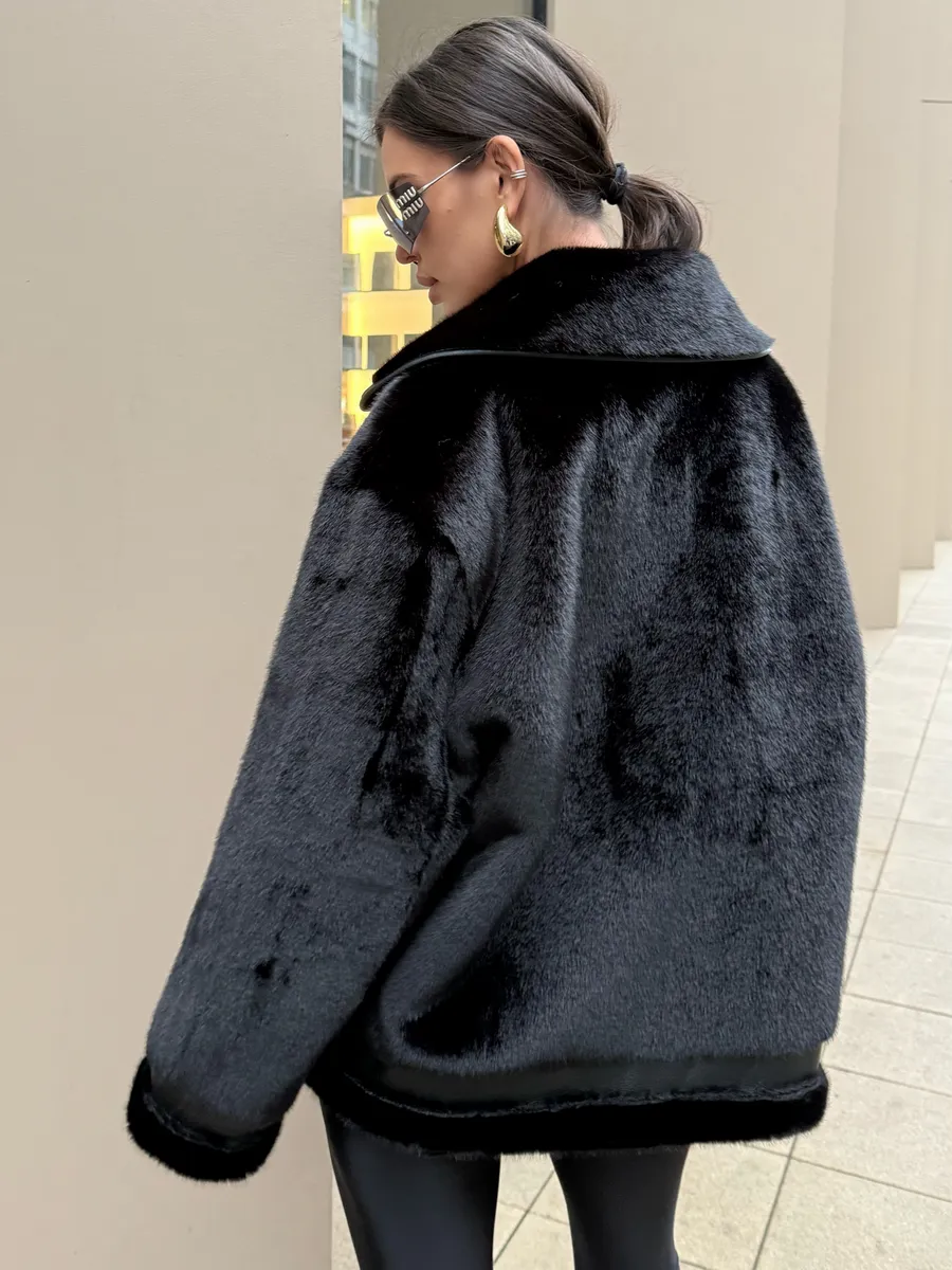 Шуба искусственная зимняя короткая дубленка