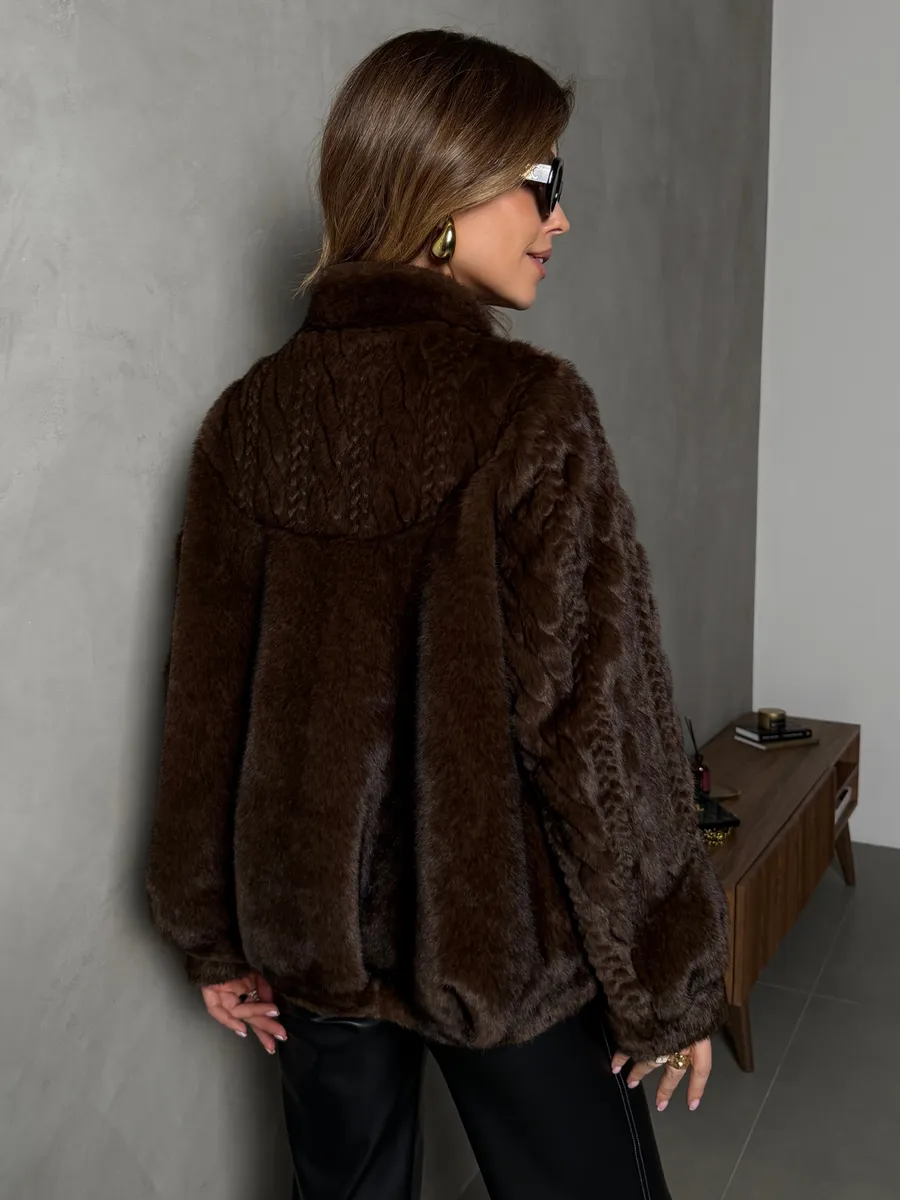 Шуба искусственная зимняя короткая