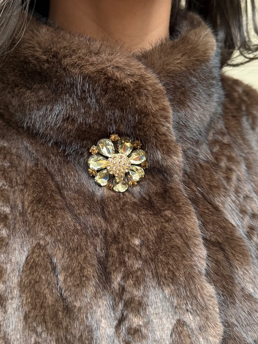 Шуба искусственная зимняя короткая