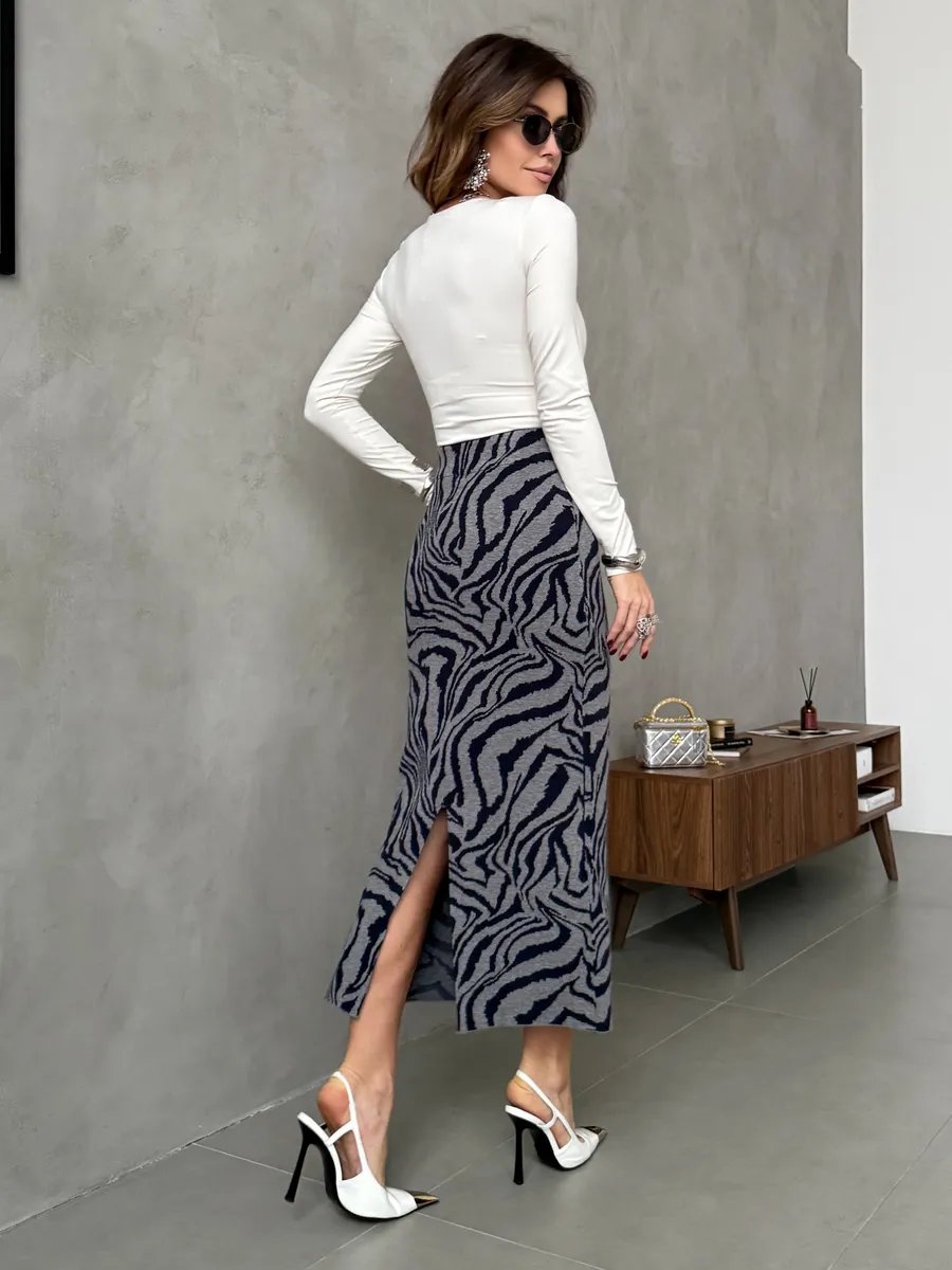 Черная юбка теплая длинная миди зебра