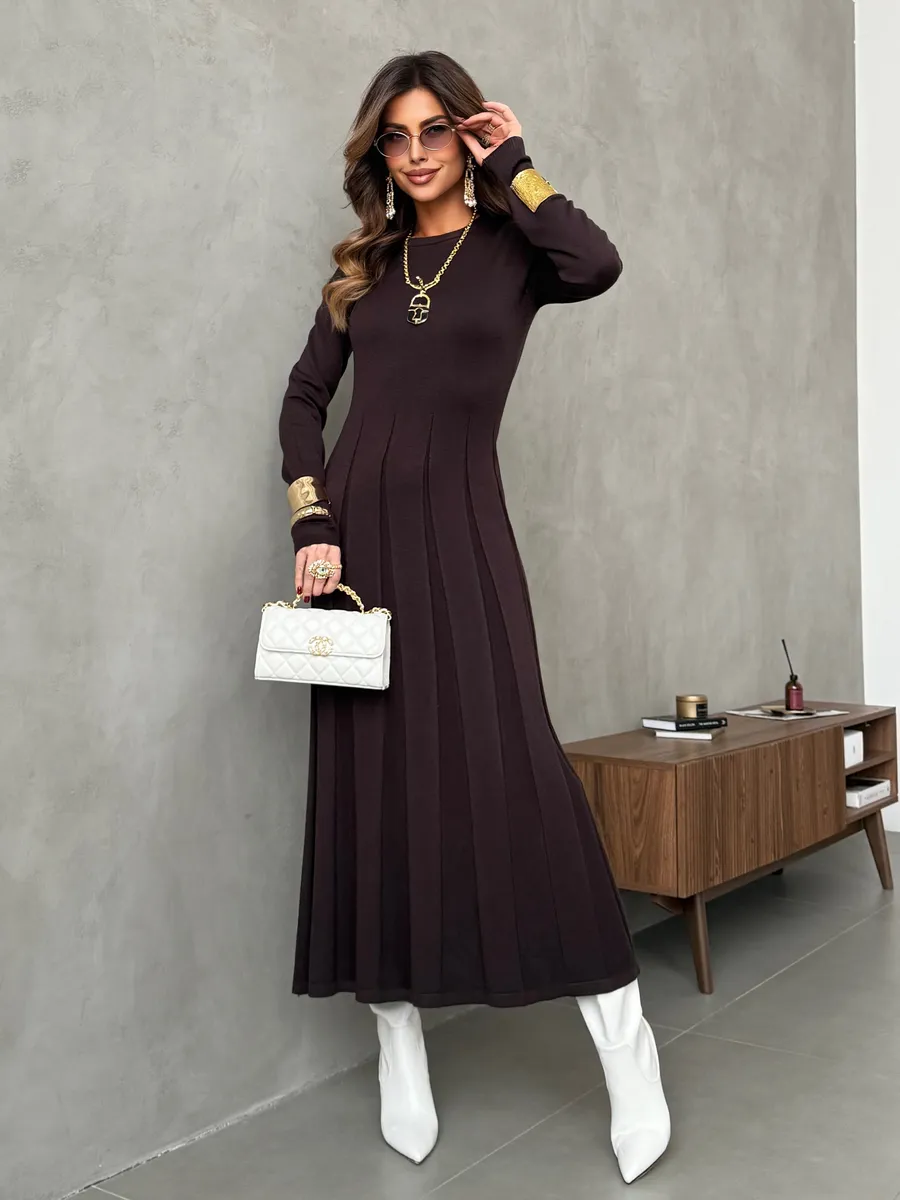 Теплое платье вязаное трикотажное повседневное