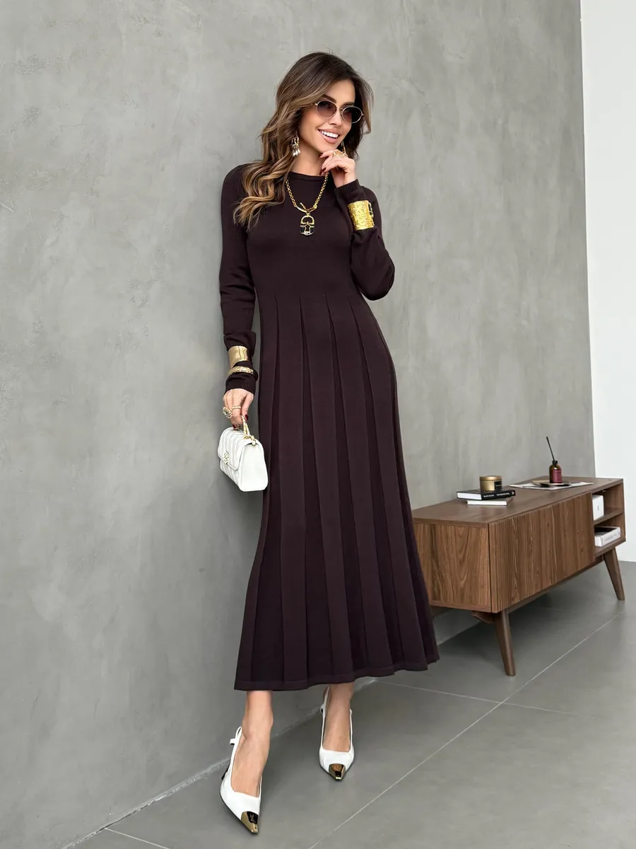 Теплое платье вязаное трикотажное повседневное