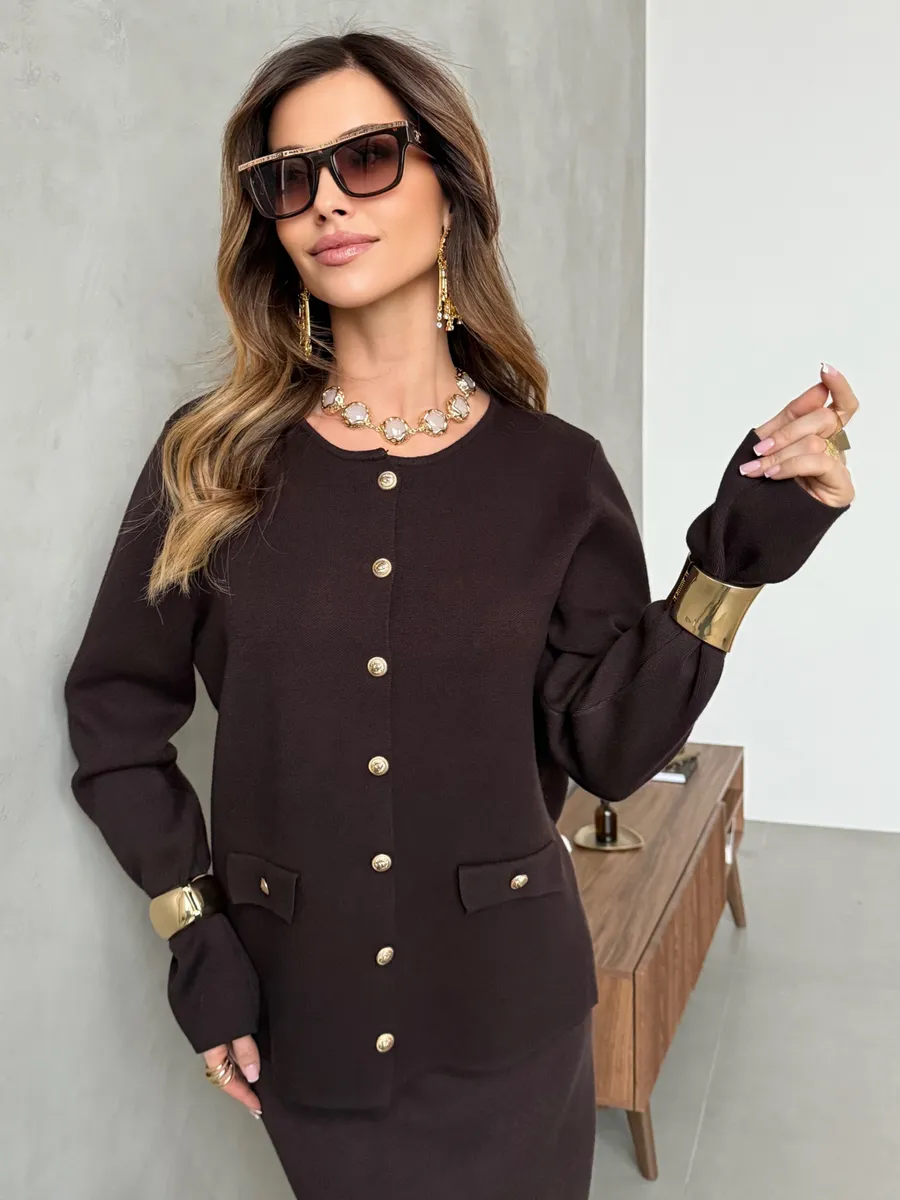 Коричневый теплый костюм женский с юбкой