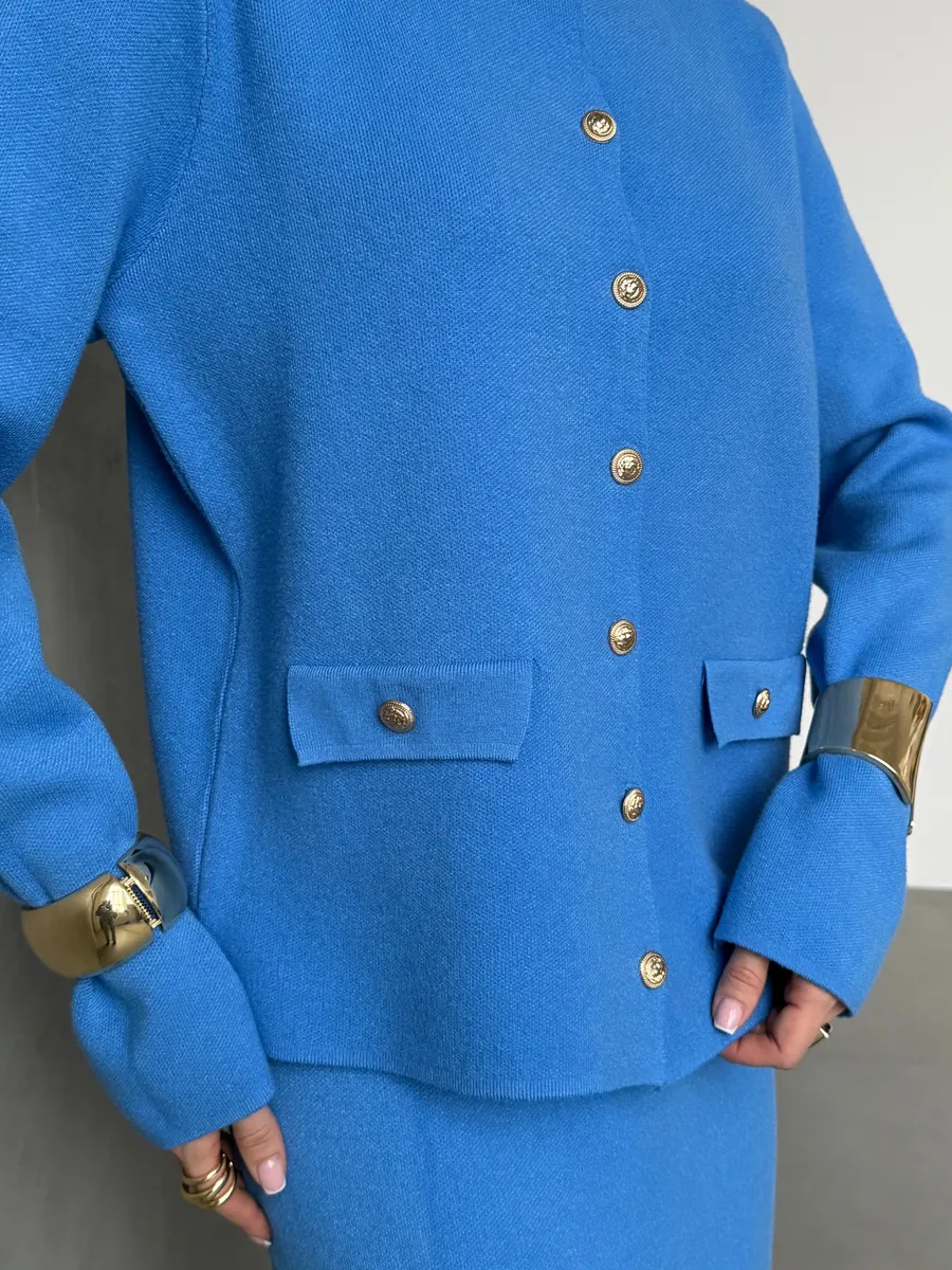 Синий теплый костюм женский с юбкой