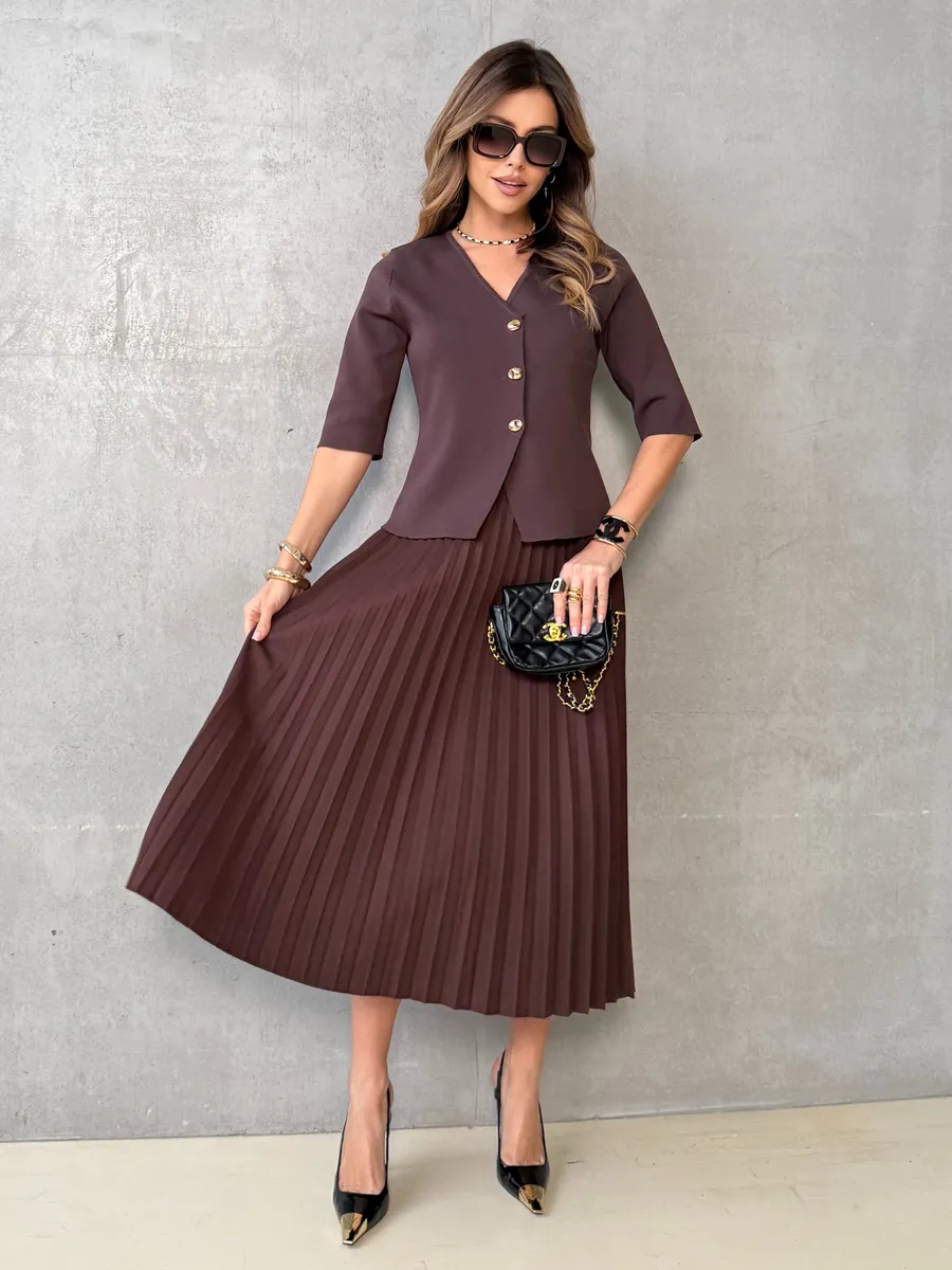 Костюм с юбкой офисный нарядный