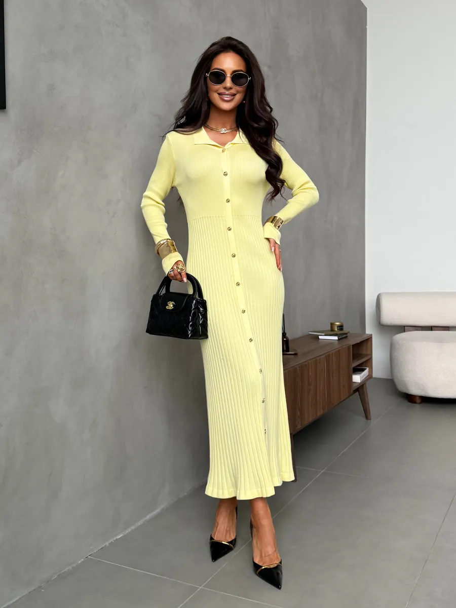 Платье теплое вязаное нарядное трикотажное