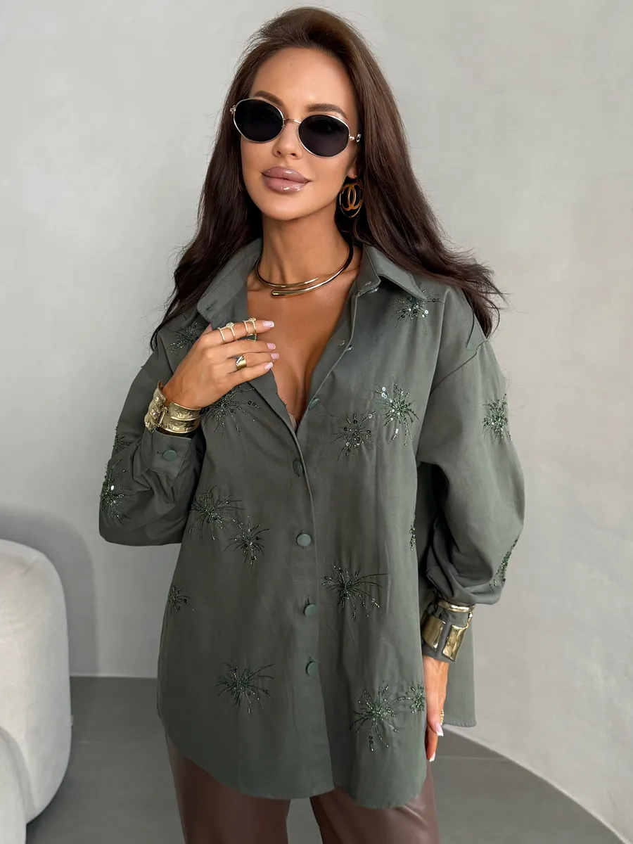 Зеленая рубашка нарядная оверсайз