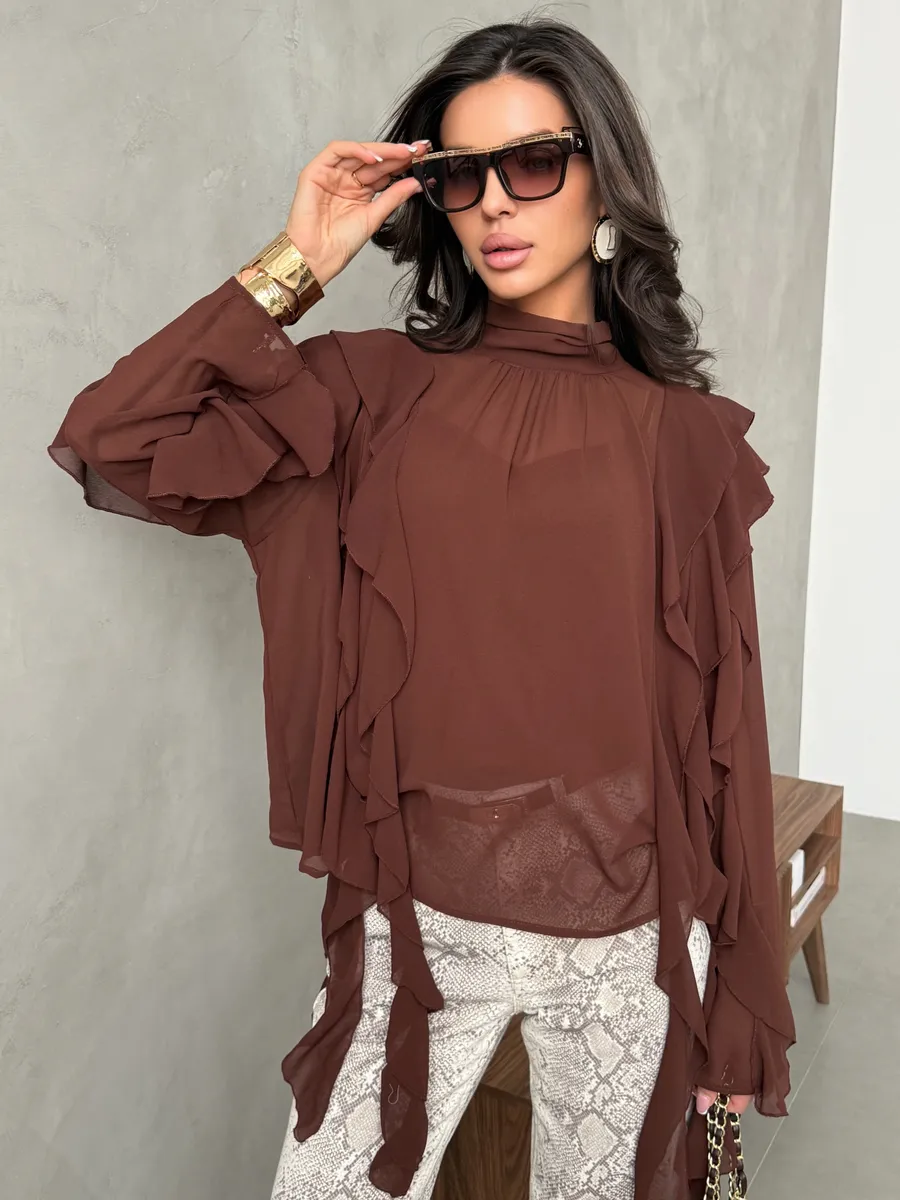 Коричневая блузка нарядная праздничная шелковая с рюшами и топом