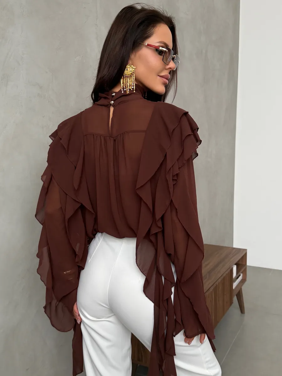 Блузка нарядная праздничная шелковая с рюшами и топом