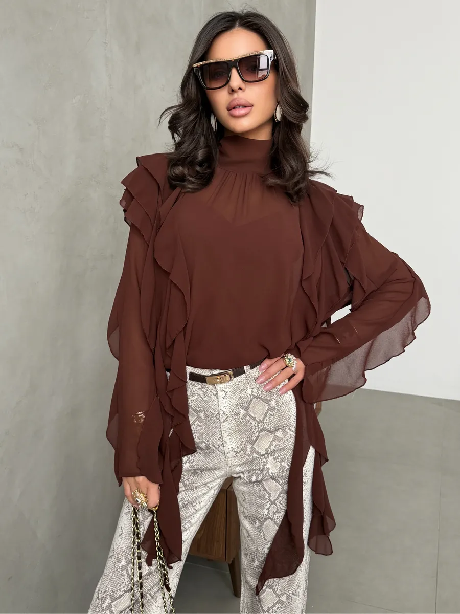 Коричневая блузка нарядная праздничная шелковая с рюшами и топом