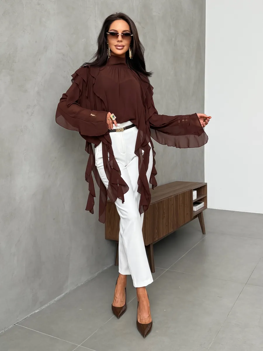 Блузка нарядная праздничная шелковая с рюшами и топом