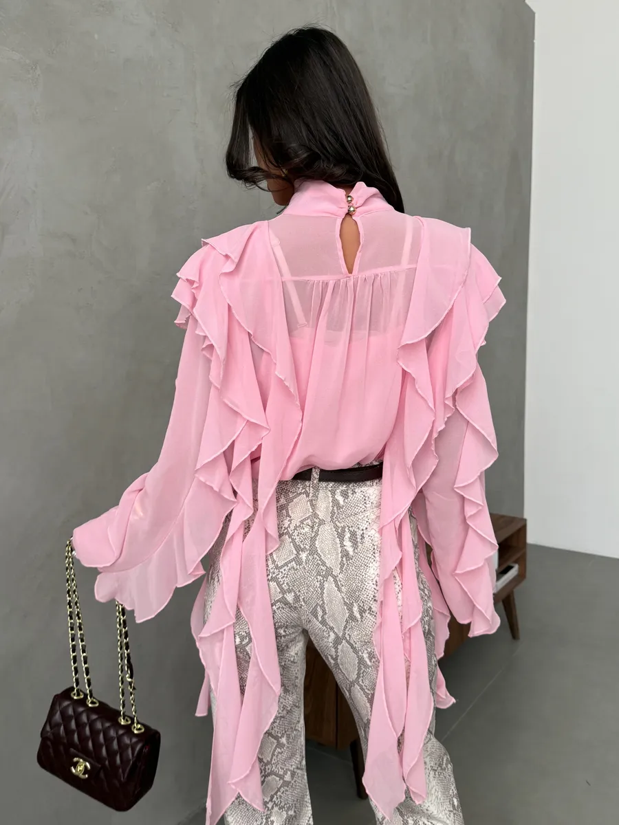Розовая блузка нарядная праздничная шелковая с рюшами и топом