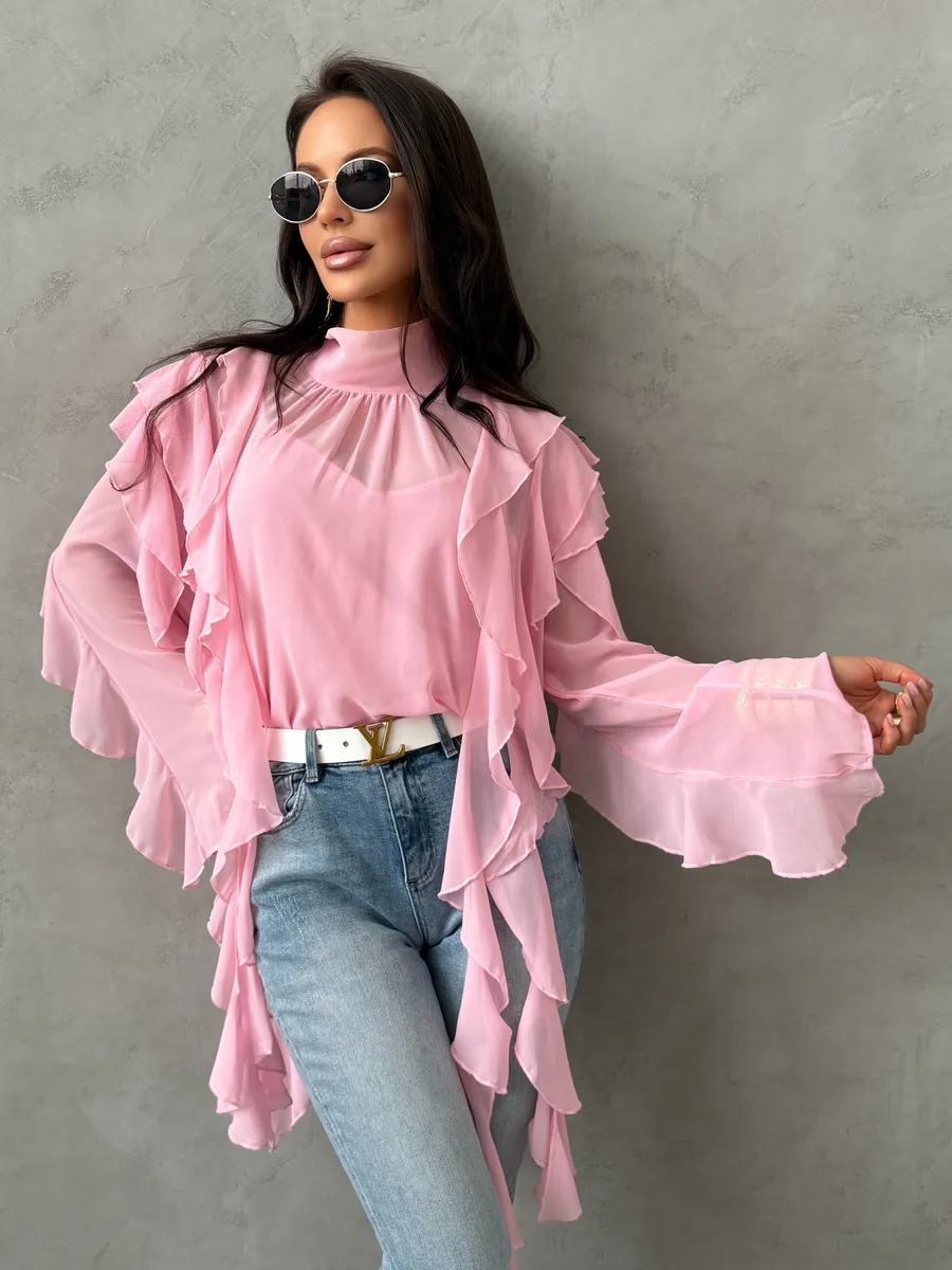 Розовая блузка нарядная праздничная шелковая с рюшами и топом