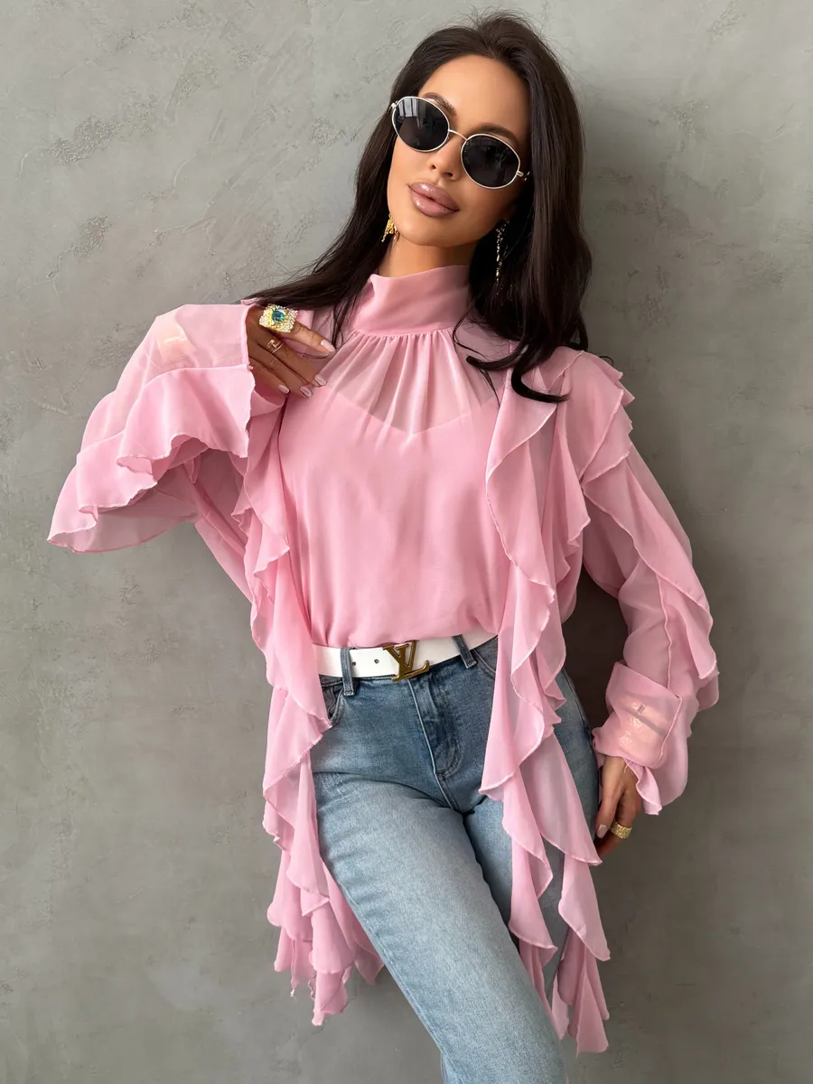 Розовая блузка нарядная праздничная шелковая с рюшами и топом