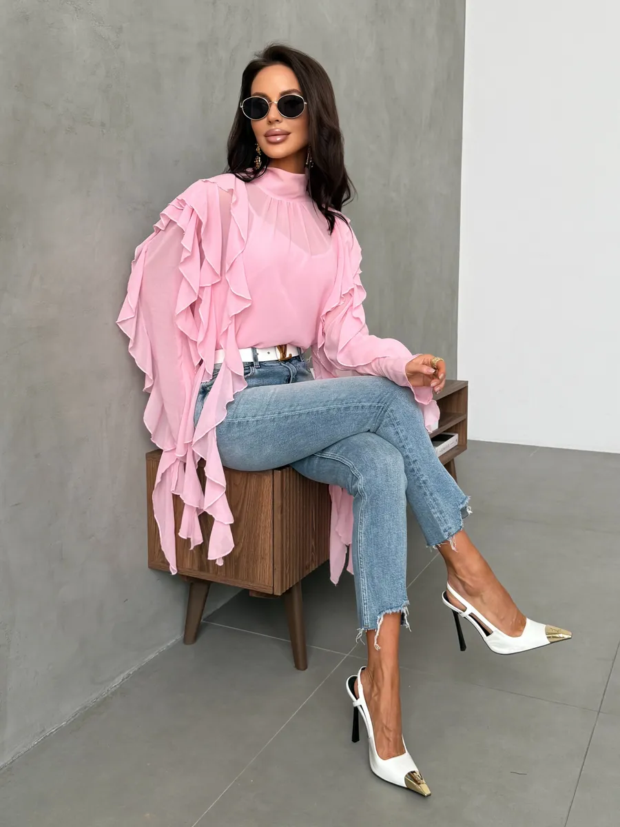 Розовая блузка нарядная праздничная шелковая с рюшами и топом