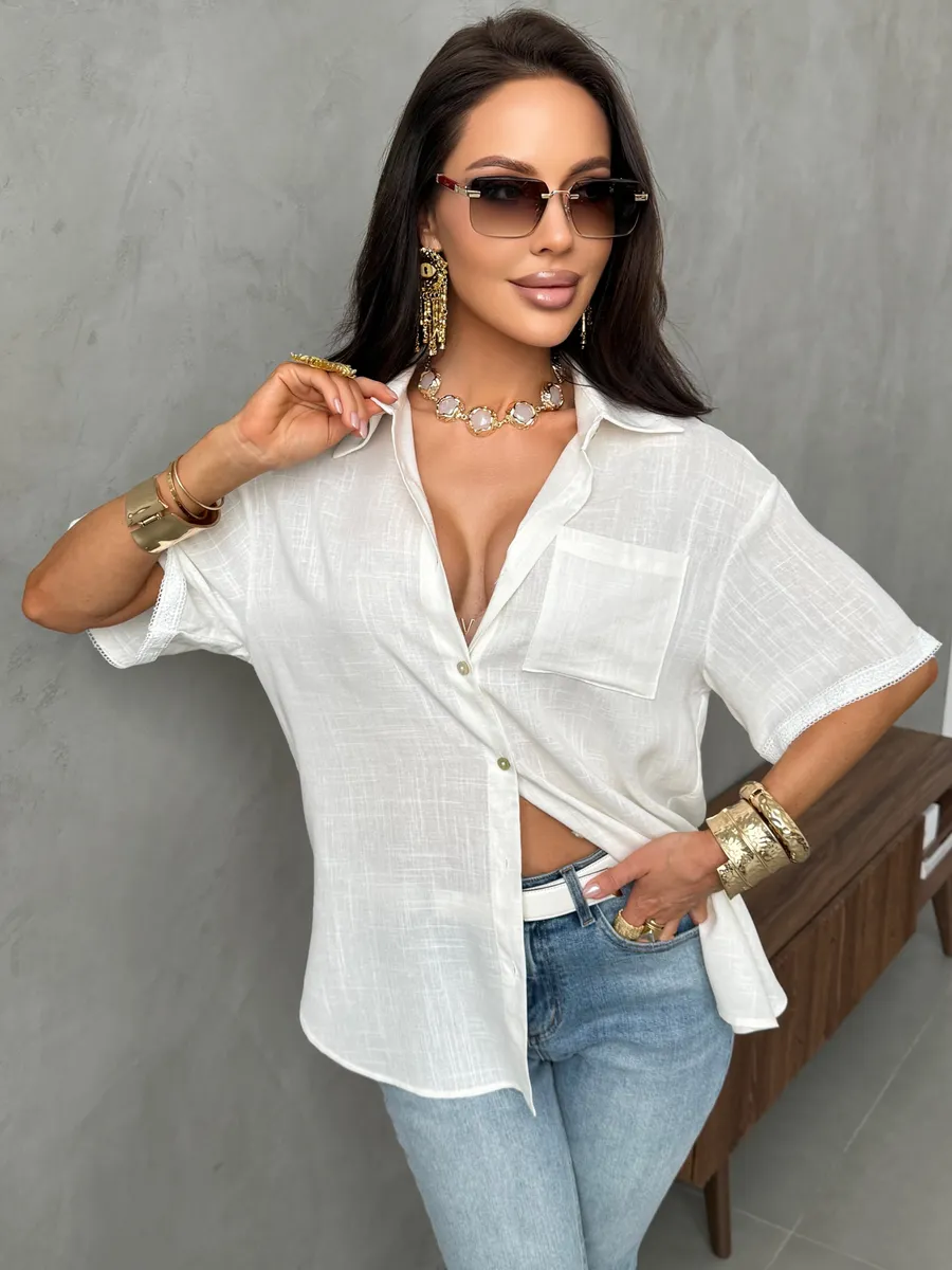 Белая рубашка летняя с коротким рукавом льняная