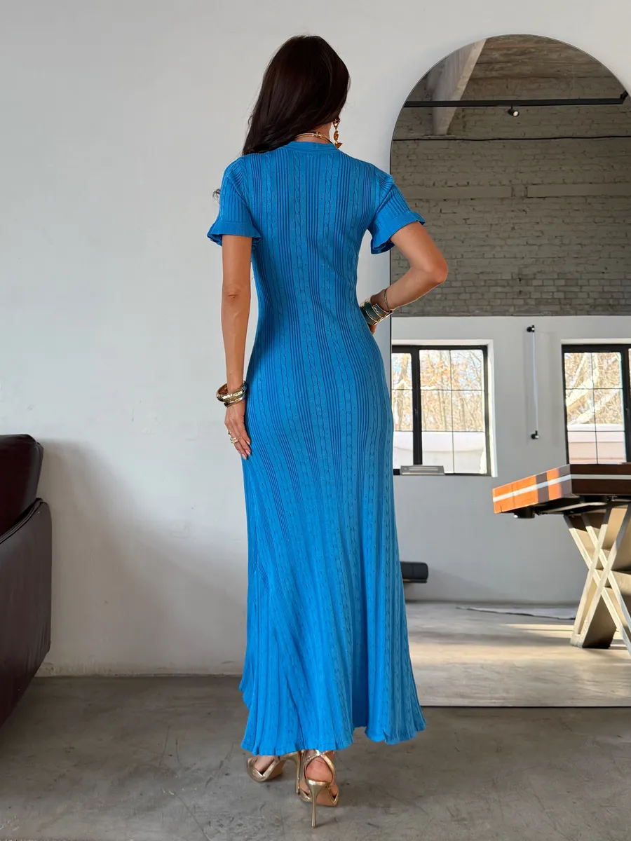 Синее праздничное длинное платье офисное макси