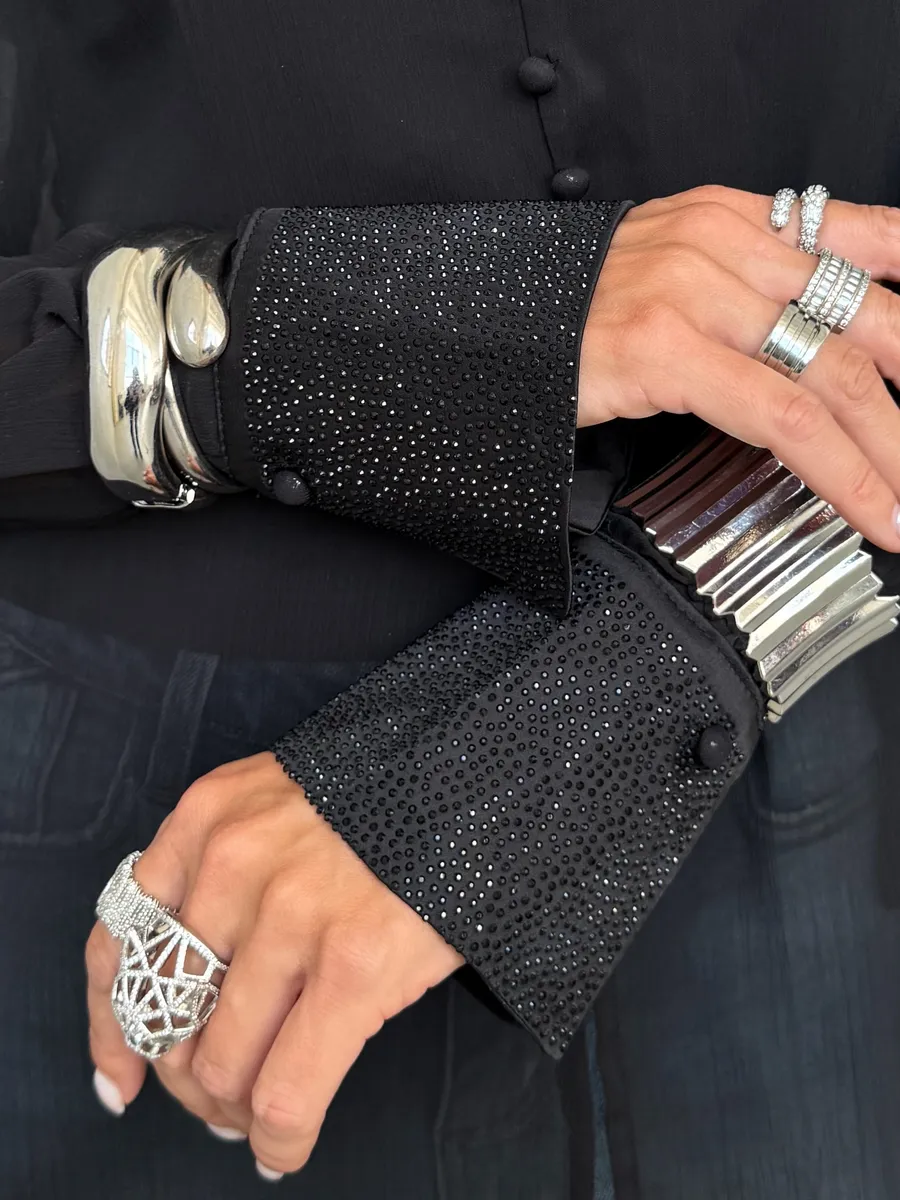 Черная нарядная праздничная блузка рубашка со стразами