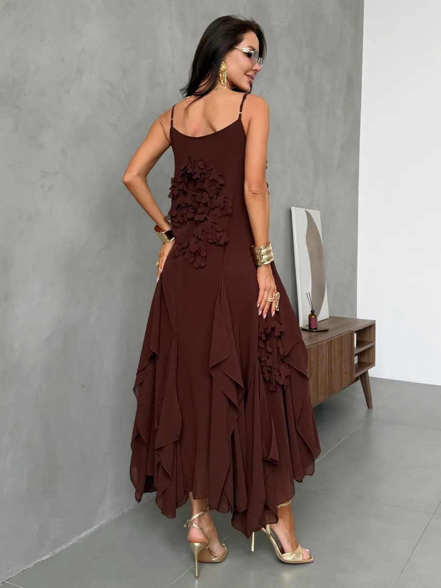 Коричневое летнее легкое платье праздничное длинное с цветами