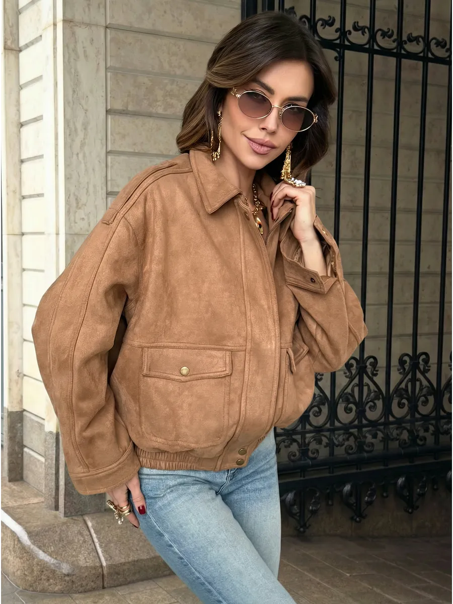 Бежевая куртка демисезонная бомбер замшевая