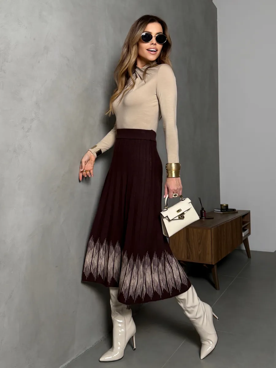 Коричневая юбка плиссе трикотажная теплая