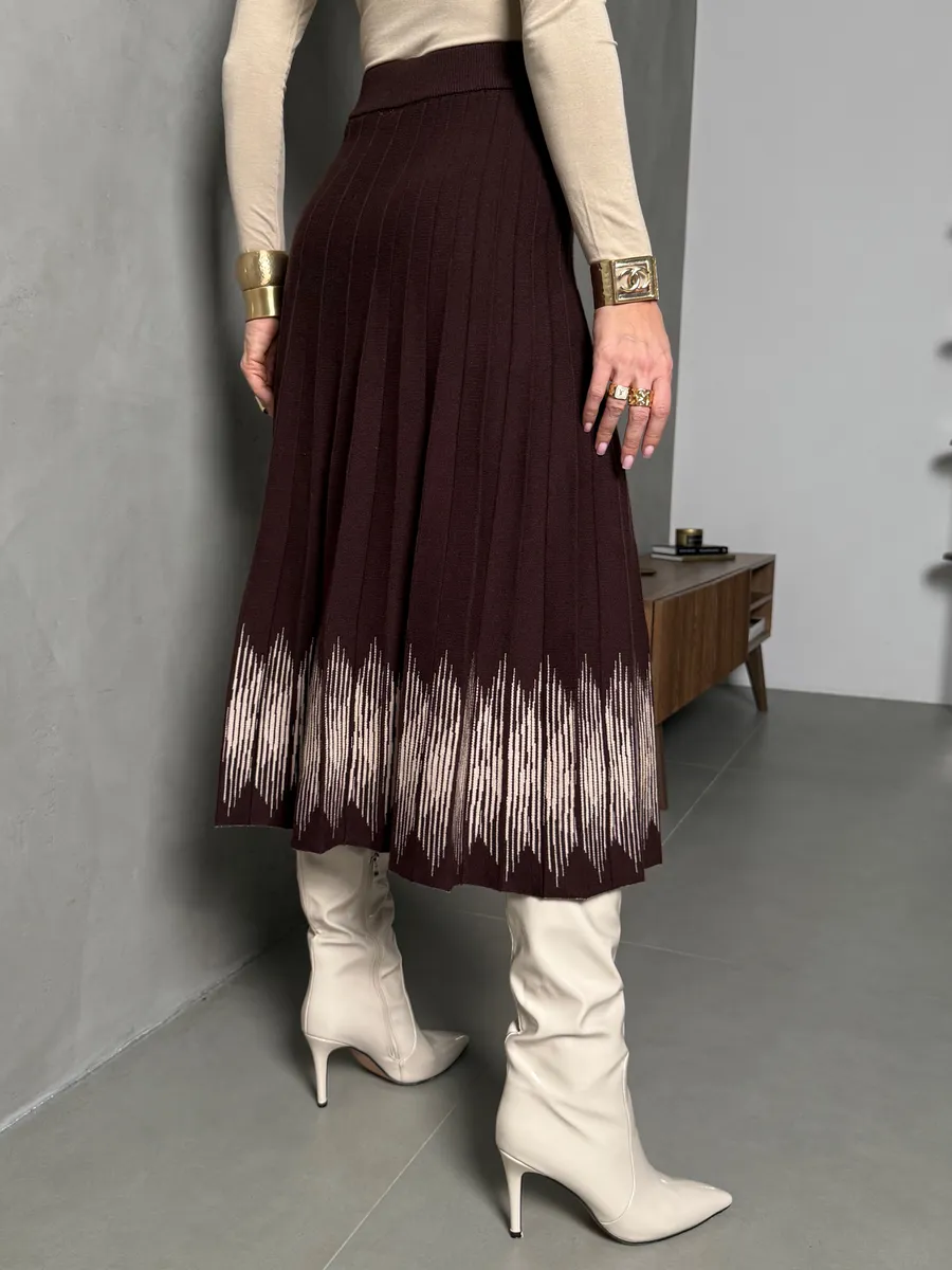 Коричневая юбка плиссе трикотажная теплая