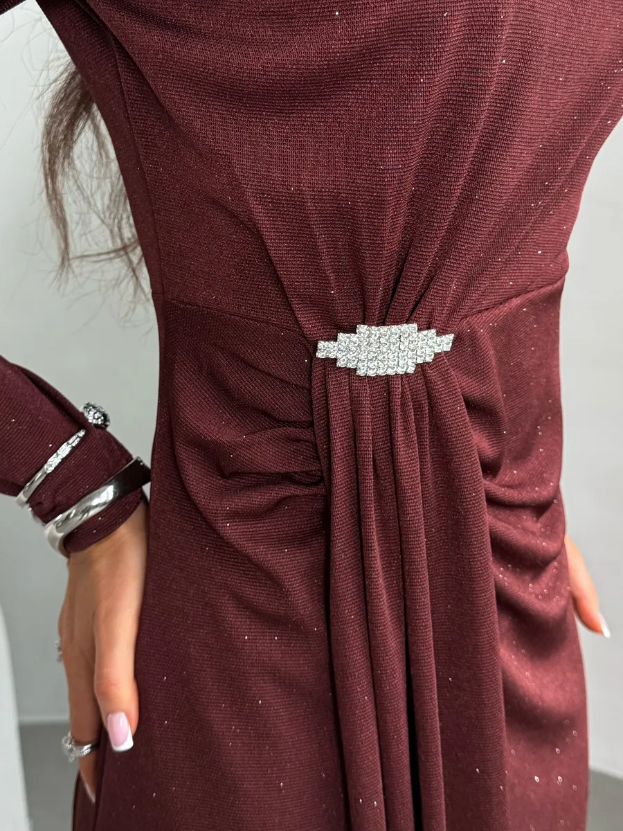 Платье праздничное вечернее