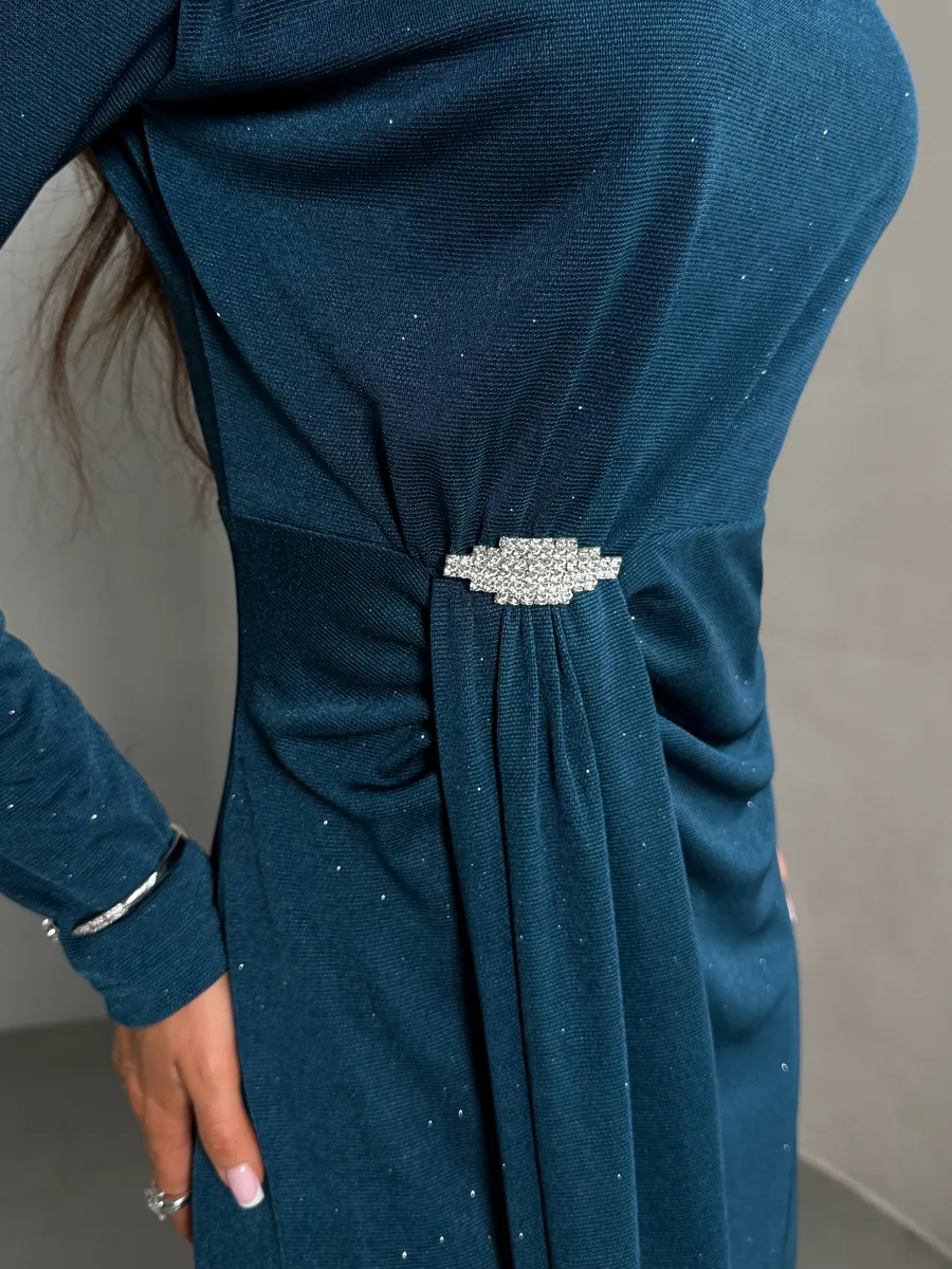 Платье праздничное вечернее