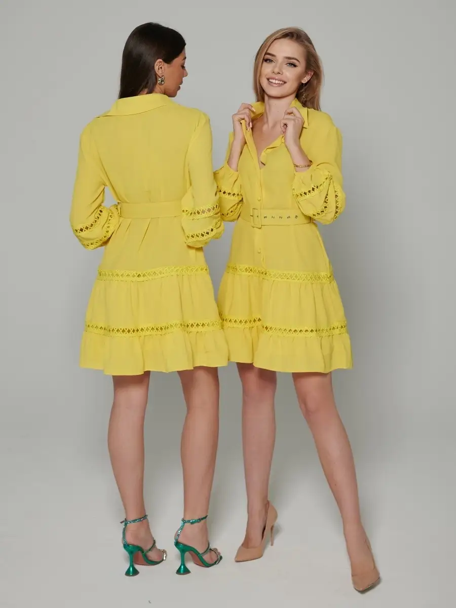 Желтое платье женское с поясом весеннее