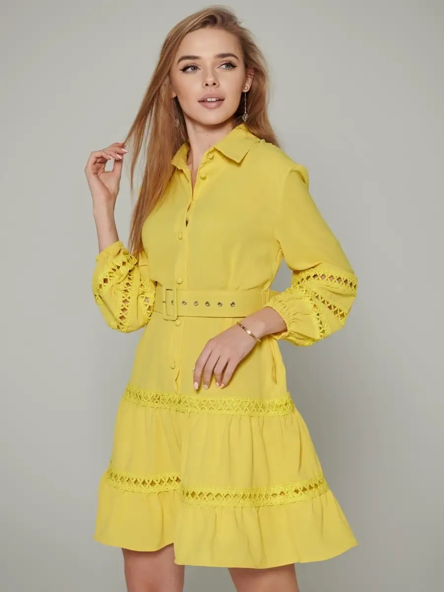 Желтое платье женское с поясом весеннее