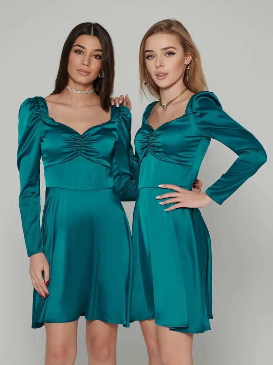 Зеленое платье женское атласное нарядное шелковое коктейльное