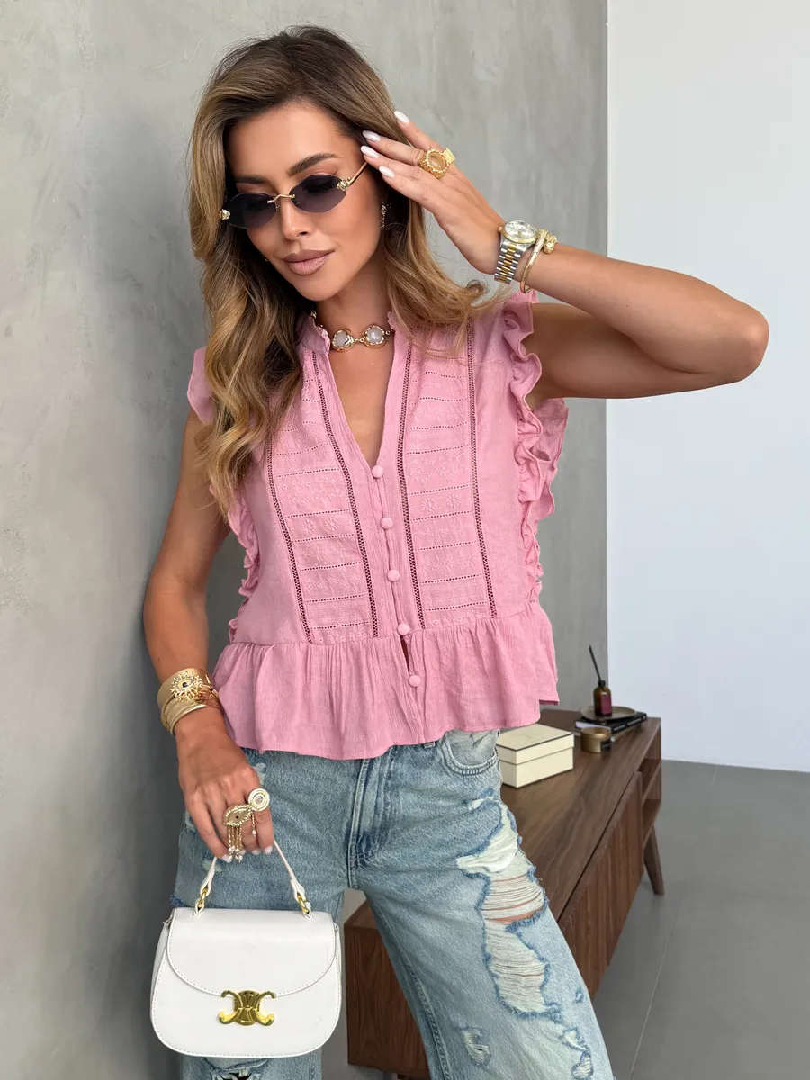 Розовая летняя нарядная блузка рубашка шитье