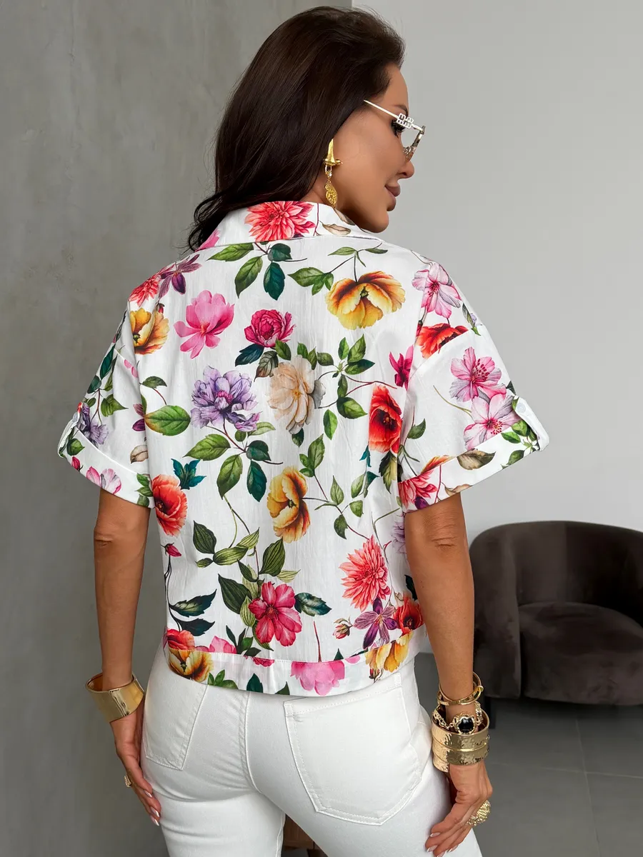 Белая нарядная блузка рубашка летняя с коротким рукавом