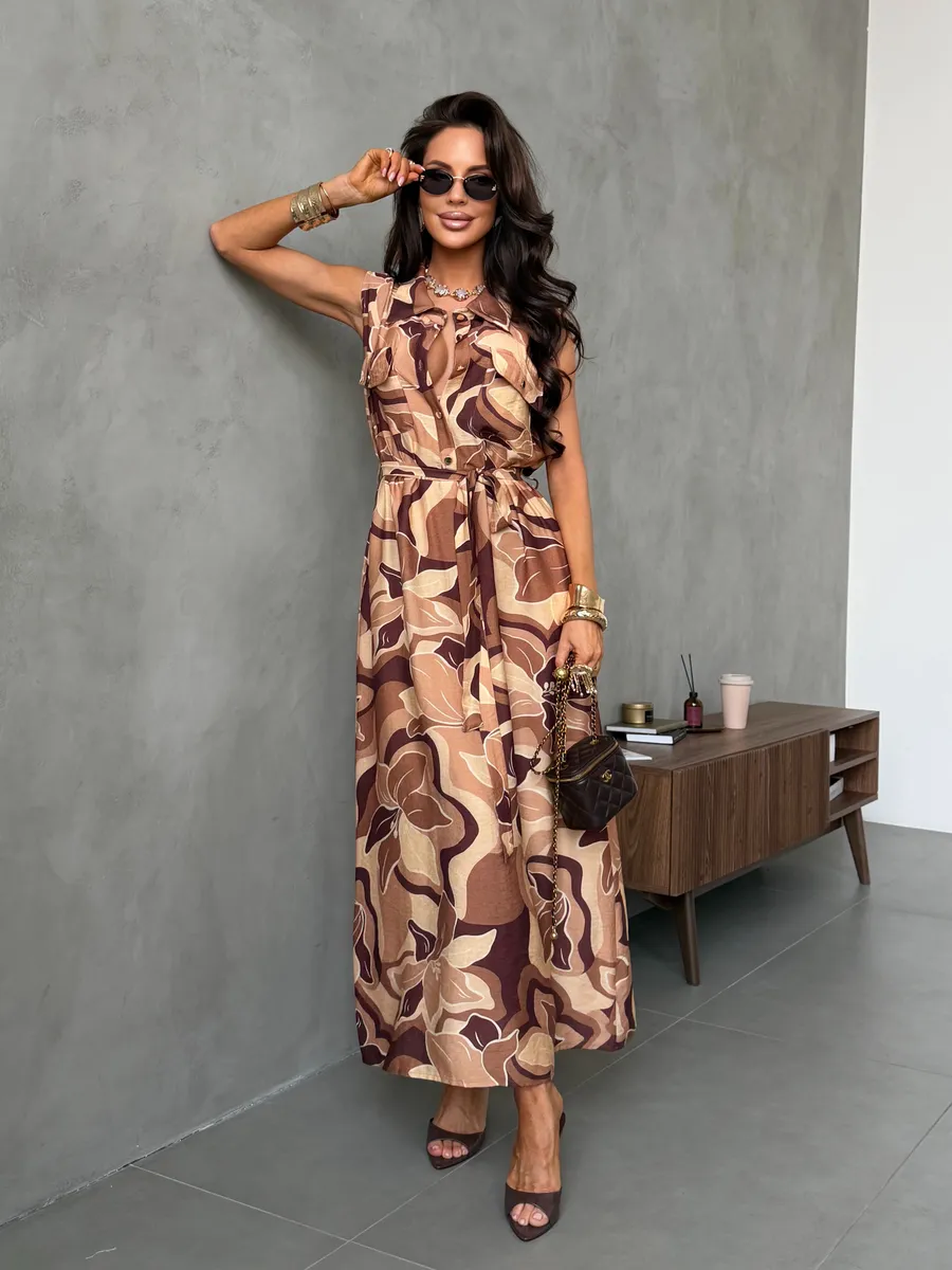 Коричневое платье рубашка летнее миди с ярким принтом