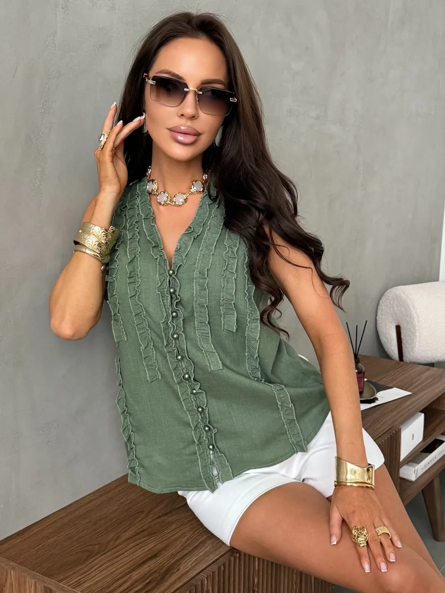Хаки блузка-топ льняная без рукавов с рюшами