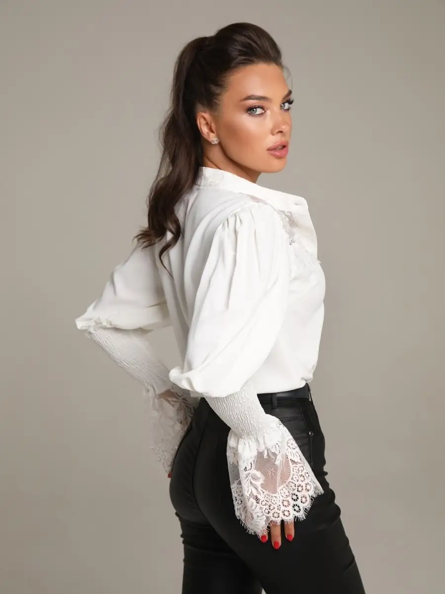 Блузка женская белая нарядная рубашка в офис 