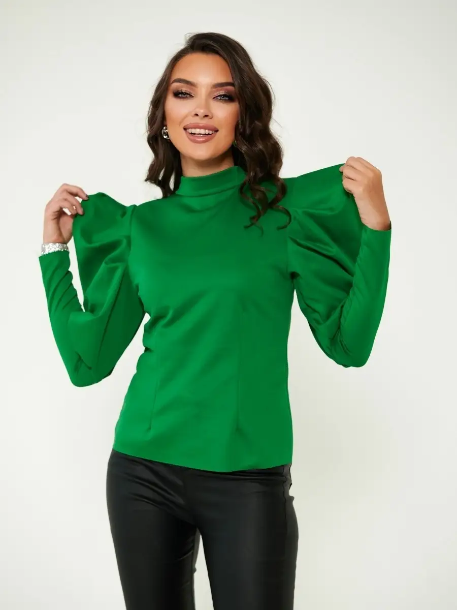 Зеленая кофта женская с длинным рукавом