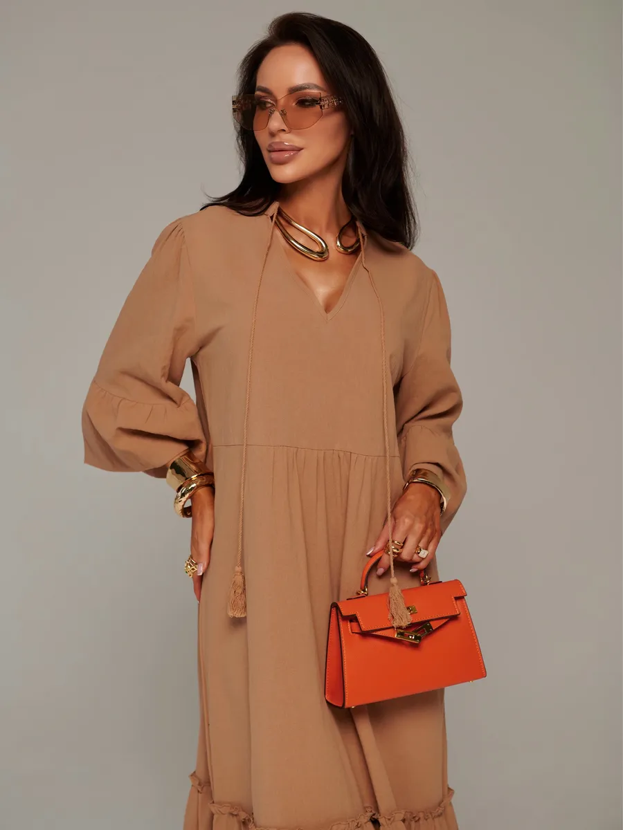 Бежевое летнее длинное платье макси в стиле бохо