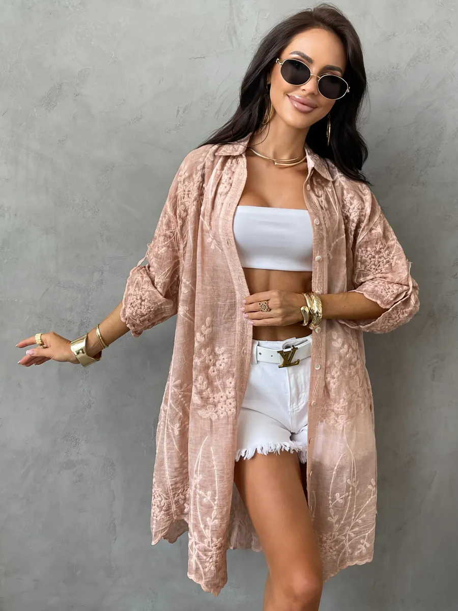 Летняя удлиненная рубашка оверсайз хлопковая с вышивкой