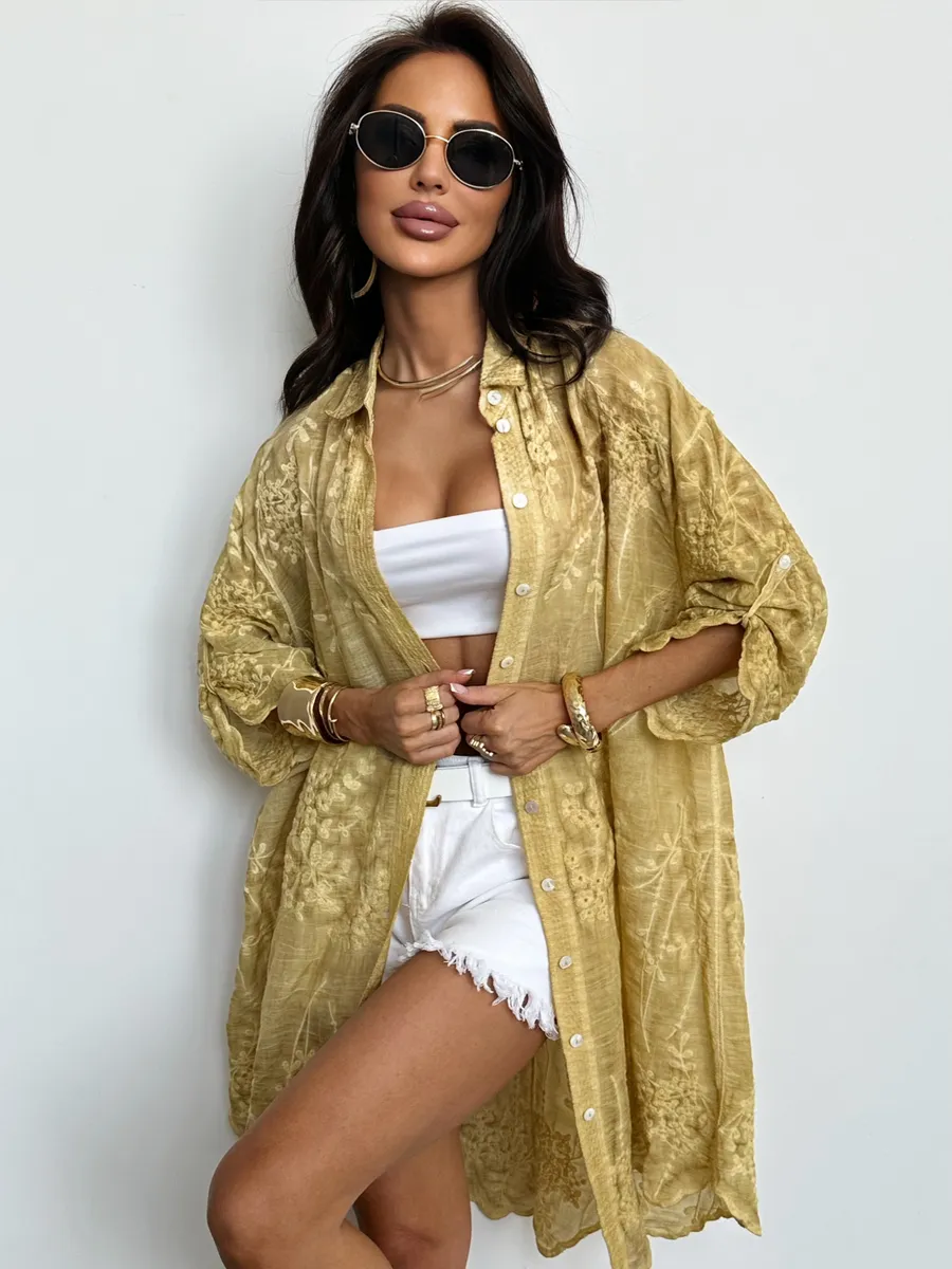 Летняя удлиненная рубашка оверсайз хлопковая с вышивкой