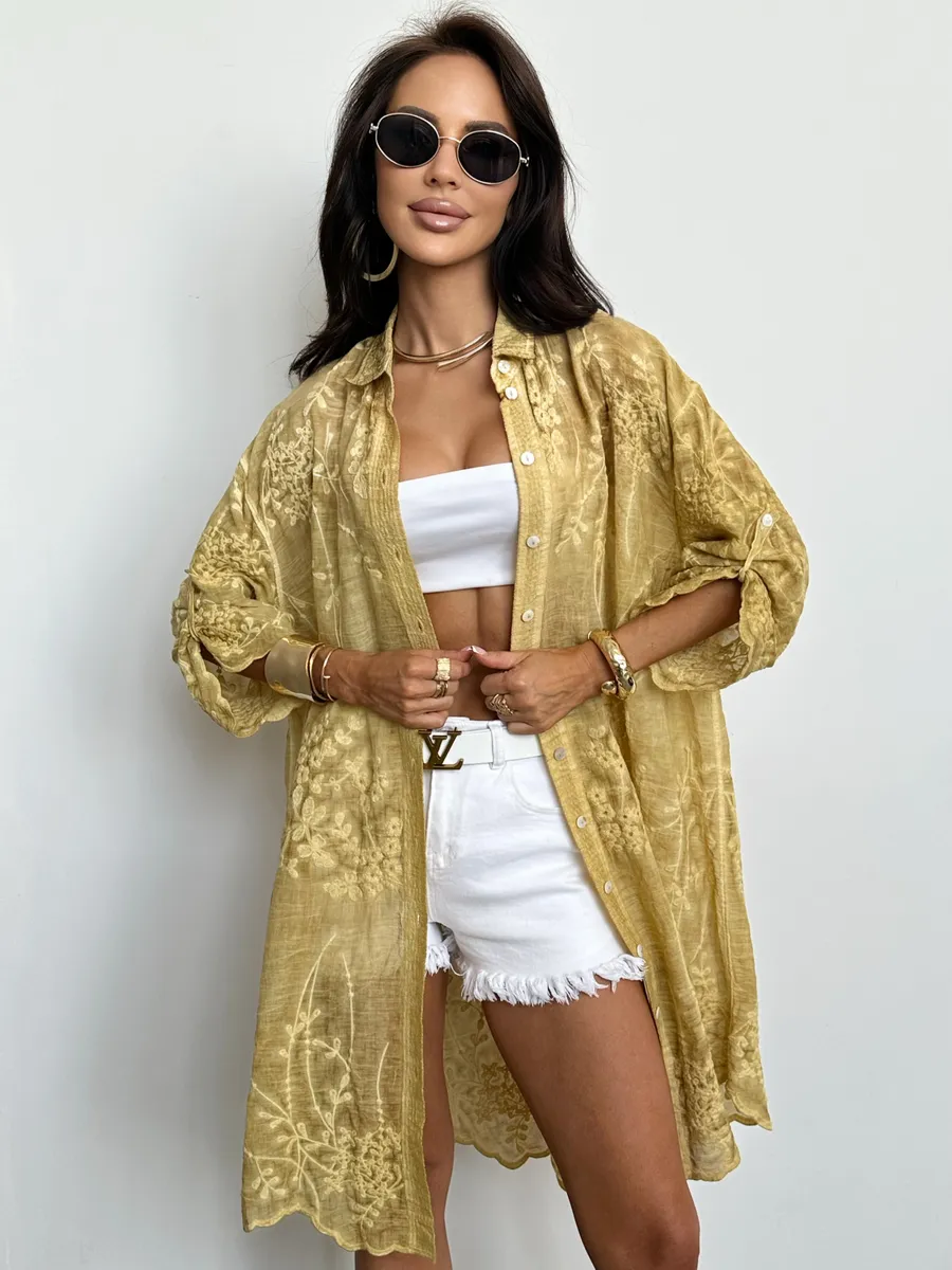 Летняя удлиненная рубашка оверсайз хлопковая с вышивкой