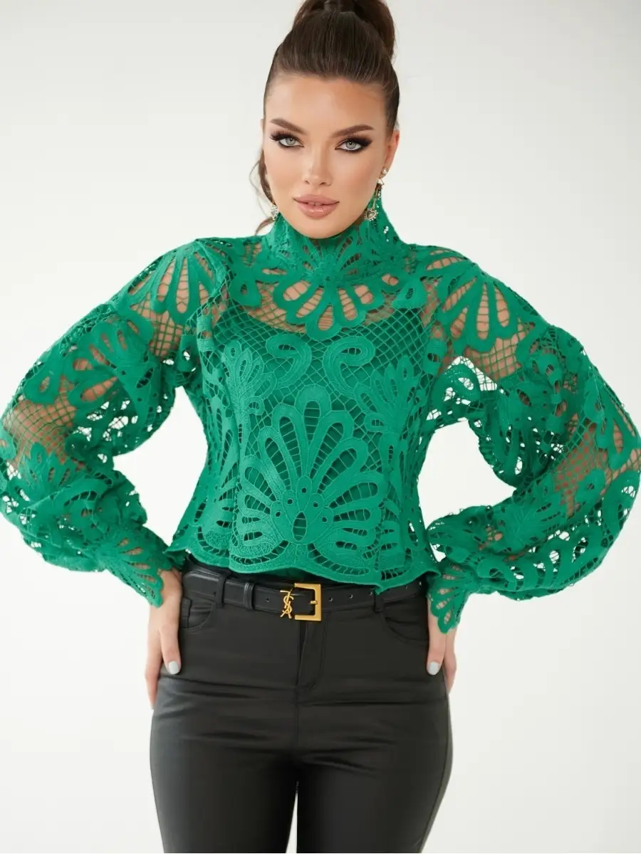 Зеленая блузка рубашка белая с длинным рукавом