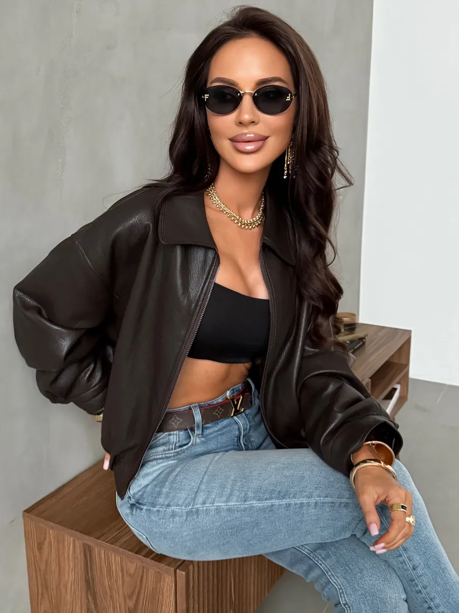 Куртка-бомбер из экокожи