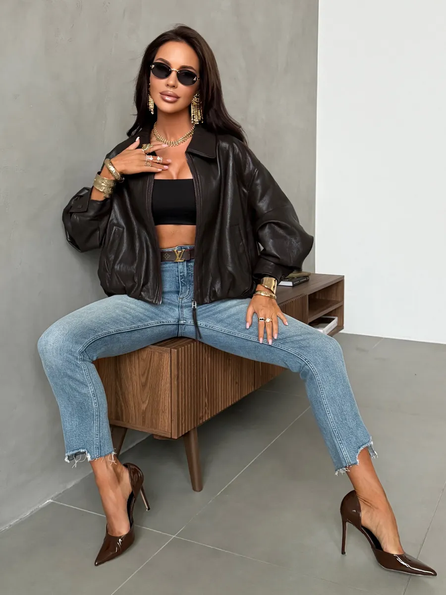 Куртка-бомбер из экокожи