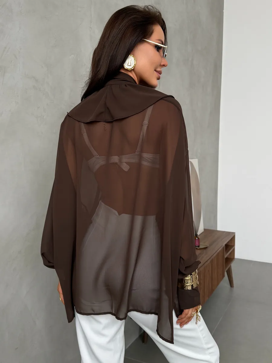 Коричневая нарядная офисная блузка праздничная с рюшами