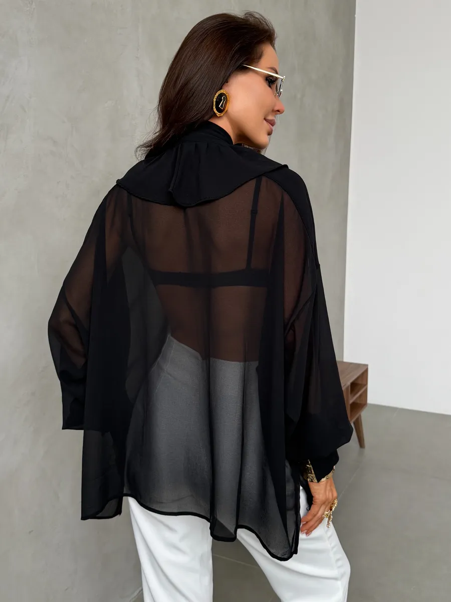 Черная нарядная офисная блузка праздничная с рюшами