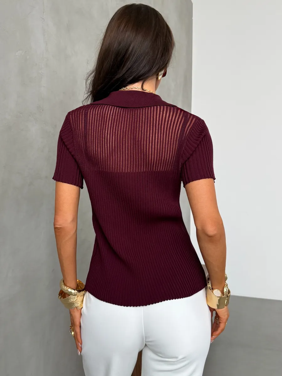 Фиолетовая офисная кофта поло обтягивающая